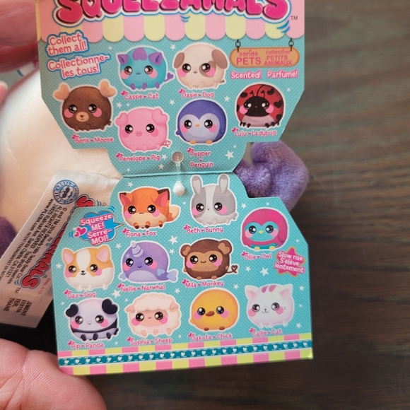 Squeezamals Wave 1 Unicorn Plush Figure - Picture 12 of 13